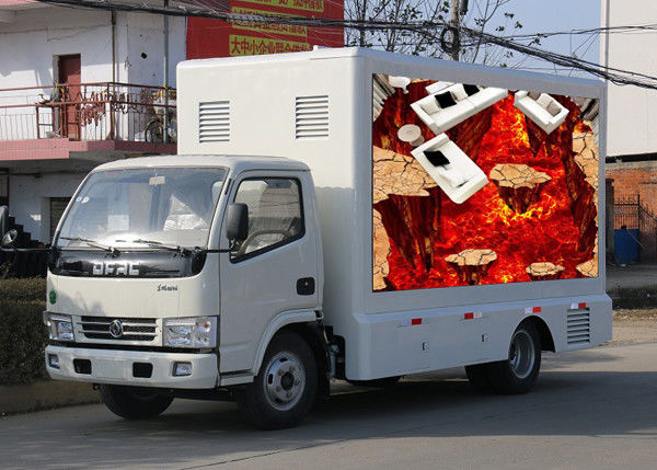 中国 デジタル掲示板の屋外の可動装置LEDスクリーン、トラックはLED表示一定したドライブを取付けました 工場