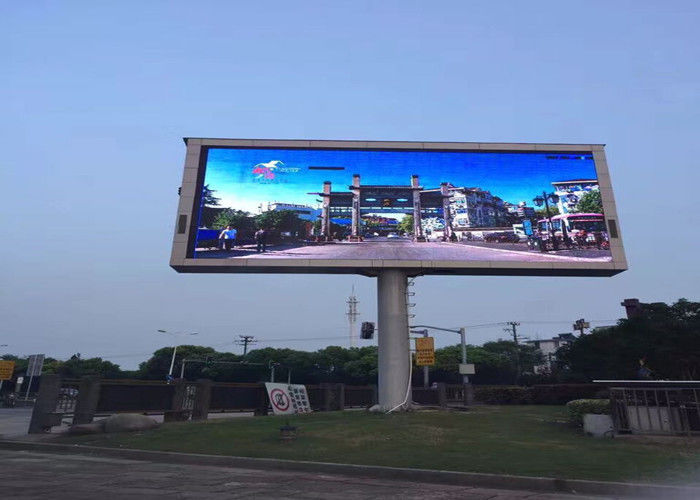 中国 商業屋外広告のLED表示、P5 LEDの広告板IP65  工場