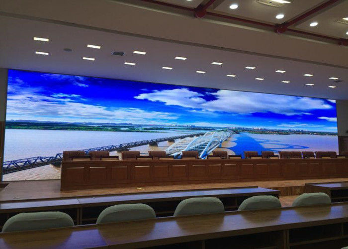 中国 高リゾリューションの屋内LEDの広告の表示P3フル カラーLEDビデオ スクリーン 工場